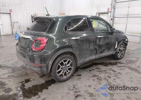 2020 Fiat 500X Trekking Awd z USA, uszkodzony, nr VIN ZFBNFYB12LP838876